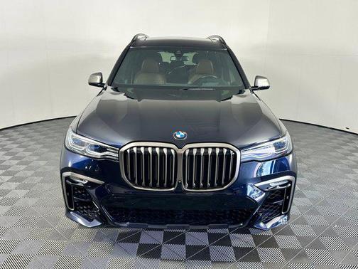 2020 BMW X7 M50i