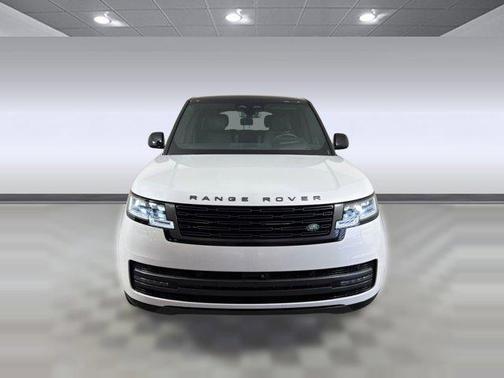 2025 Land Rover Range Rover P400 SE 7 Seat