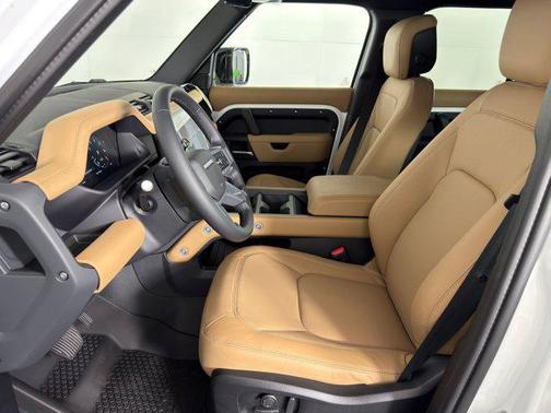 2026 Land Rover Defender P400 X-Dynamic SE