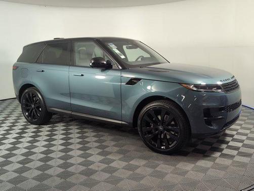 2025 Land Rover Range Rover Sport SE