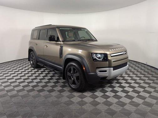 2025 Land Rover Defender 110 P400 S