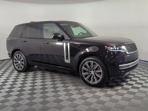 2025 Land Rover Range Rover P550e Autobiography