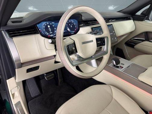 2025 Land Rover Range Rover P530 Autobiography