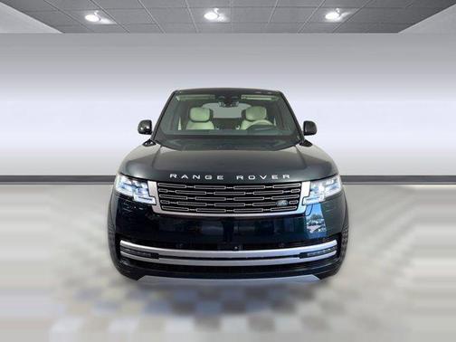 2025 Land Rover Range Rover P530 Autobiography