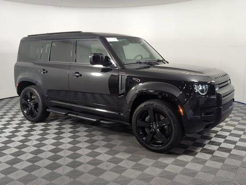 2025 Land Rover Defender 110 P400 X-Dynamic SE