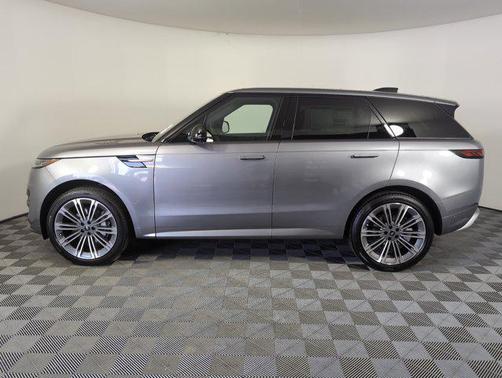2025 Land Rover Range Rover Sport SE
