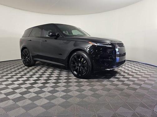 2025 Land Rover Range Rover Sport SE