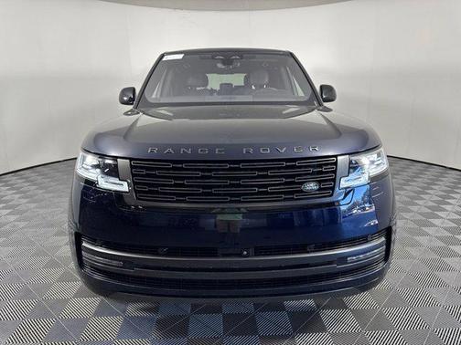 2023 Land Rover Range Rover P530 SE