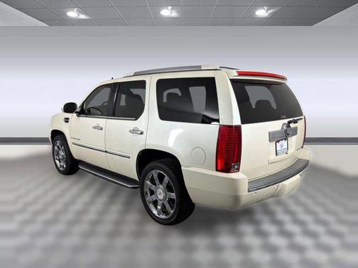 2008 Cadillac Escalade Base