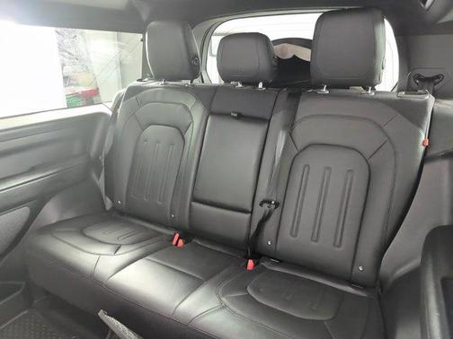 2022 Land Rover Defender 90 X