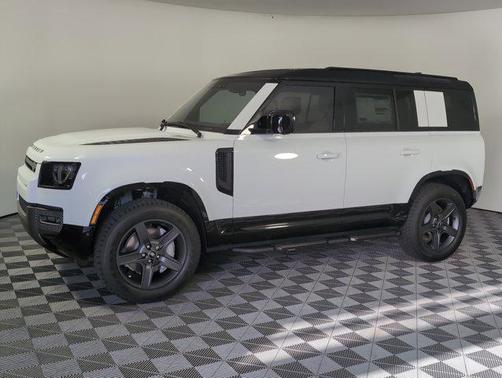 2025 Land Rover Defender 110 P400 X-Dynamic SE