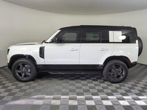2025 Land Rover Defender 110 P400 X-Dynamic SE