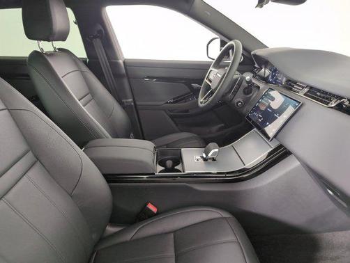 2025 Land Rover Range Rover Evoque Core S