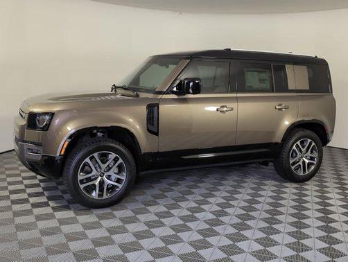 2025 Land Rover Defender 110 P400 X-Dynamic SE