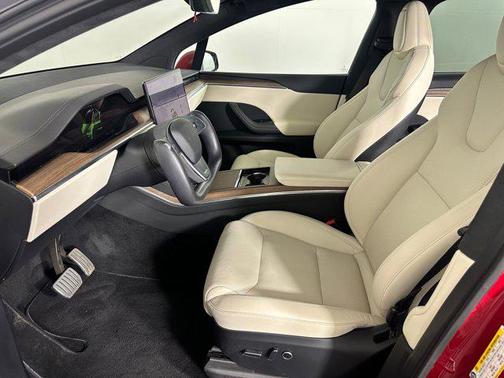 2022 Tesla Model X Dual Motor All-Wheel Drive