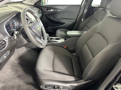 2021 Chevrolet Malibu FWD LT