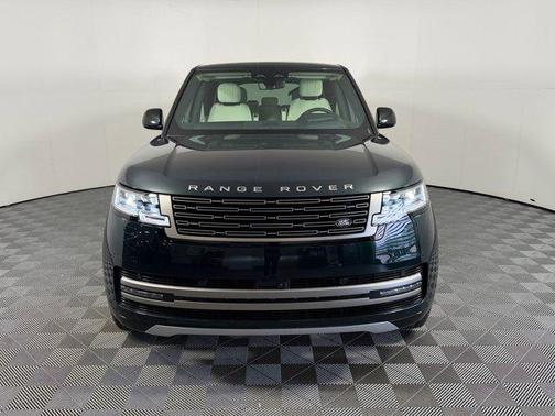 British Racing Green SV Bespoke Ultra Met Gloss 2026 Land Rover Range Rover P530 SE 7 Seat