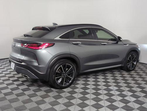 2022 INFINITI QX55 LUXE