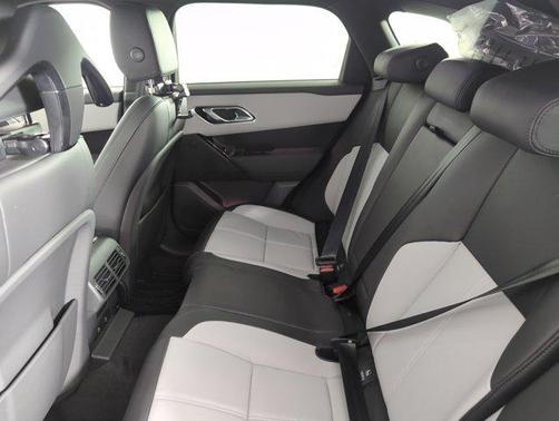 2026 Land Rover Range Rover Velar P250 SE R-Dynamic