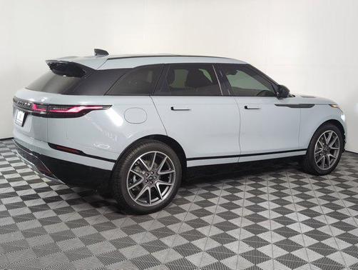 2026 Land Rover Range Rover Velar P250 SE R-Dynamic