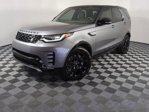 2025 Land Rover Discovery P300 Dynamic SE