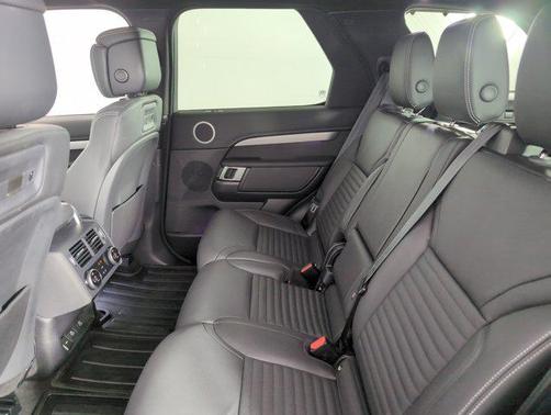 2025 Land Rover Discovery P300 Dynamic SE