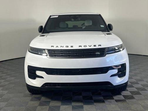 2025 Land Rover Range Rover Sport SE