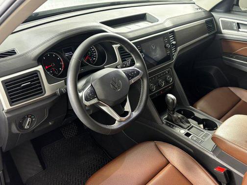 2021 Volkswagen Atlas 2.0T SE w/Technology