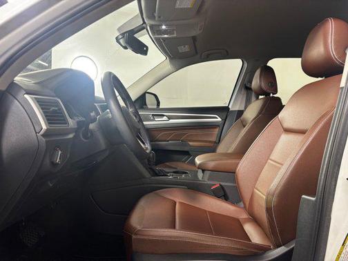 2021 Volkswagen Atlas 2.0T SE w/Technology