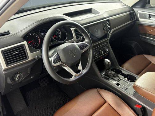 2021 Volkswagen Atlas 2.0T SE w/Technology