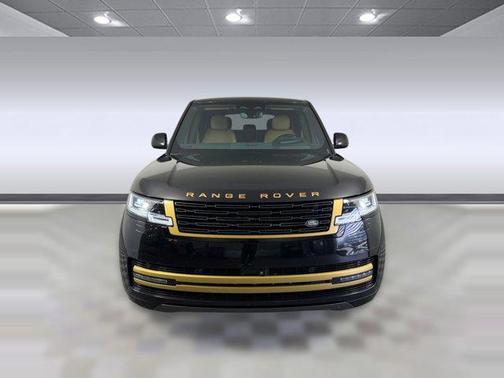 Santorini Black Metallic 2024 Land Rover Range Rover P530 SE