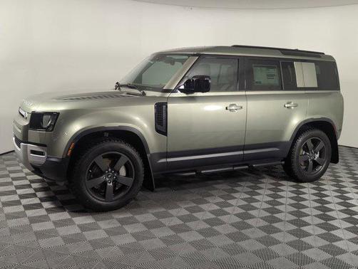 2025 Land Rover Defender 110 P300