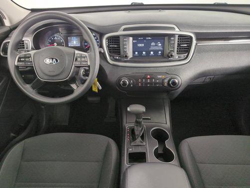 2019 Kia Sorento L