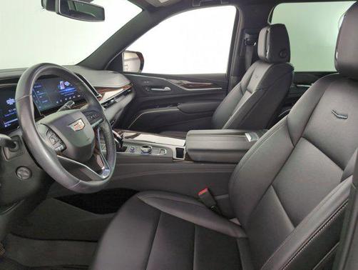 2023 Cadillac Escalade ESV Luxury