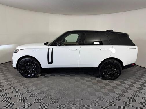 Fuji White 2026 Land Rover Range Rover P530 SE