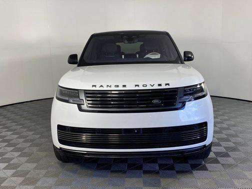 2023 Land Rover Range Rover SV