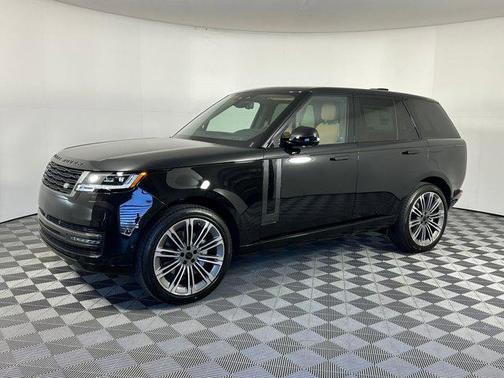 2026 Land Rover Range Rover P400 SE
