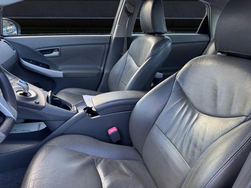 2011 Toyota Prius II