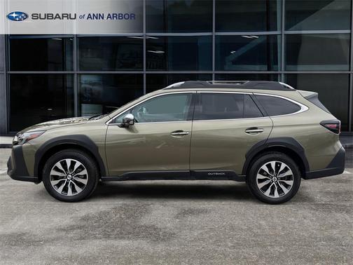 2023 Subaru Outback Touring