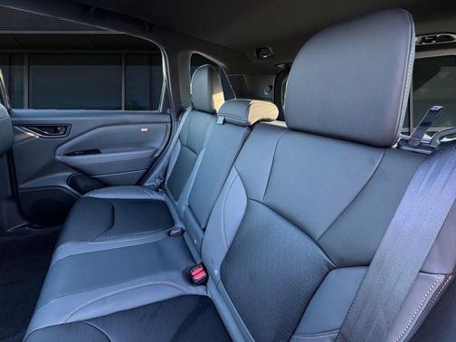Magnetite Gray Metallic 2026 Subaru Forester Wilderness