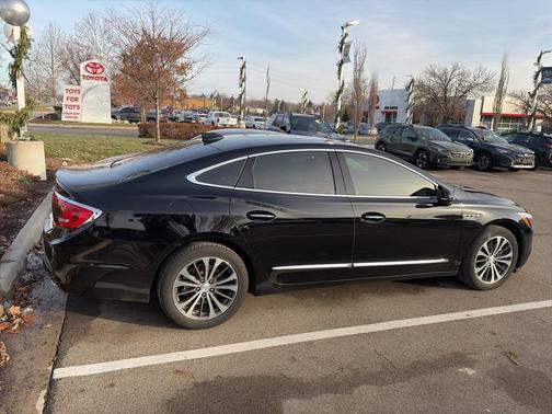 2017 Buick LaCrosse Essence