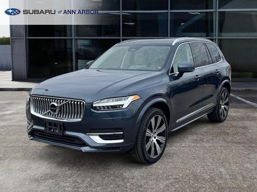 2023 Volvo XC90 Recharge Plug-In Hybrid T8 Plus Bright Theme 7-Seater