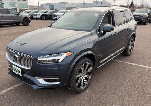 2023 Volvo XC90 Recharge Plug-In Hybrid T8 Plus Bright Theme 7-Seater