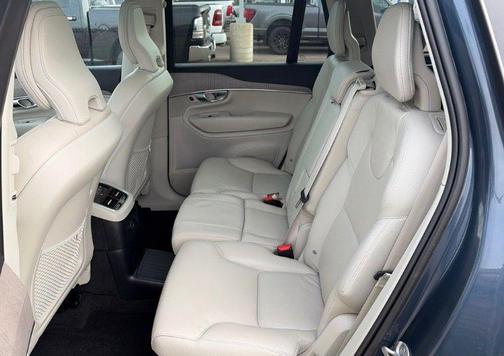 2023 Volvo XC90 Recharge Plug-In Hybrid T8 Plus Bright Theme 7-Seater