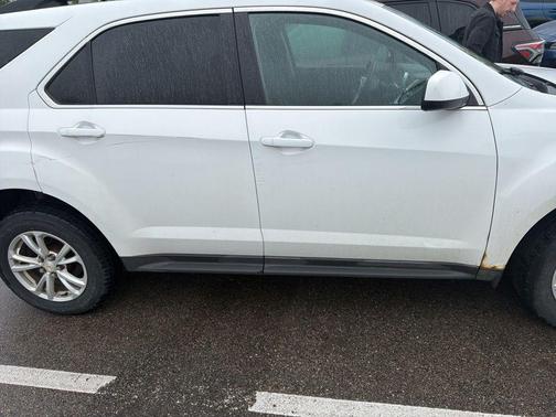 Summit White 2017 Chevrolet Equinox 1LT