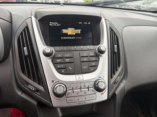 Summit White 2017 Chevrolet Equinox 1LT