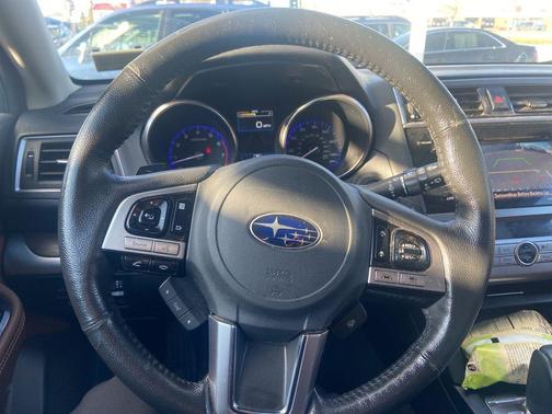 Lapis Blue Pearl 2017 Subaru Outback 2.5i Touring