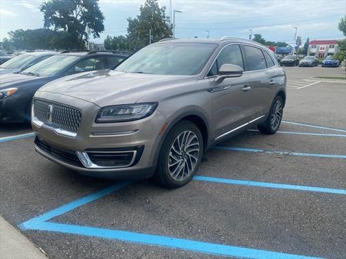 2019 Lincoln Nautilus Reserve