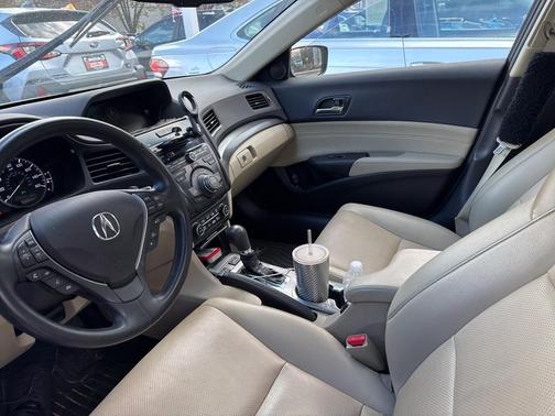 2014 Acura ILX 2.0L Technology