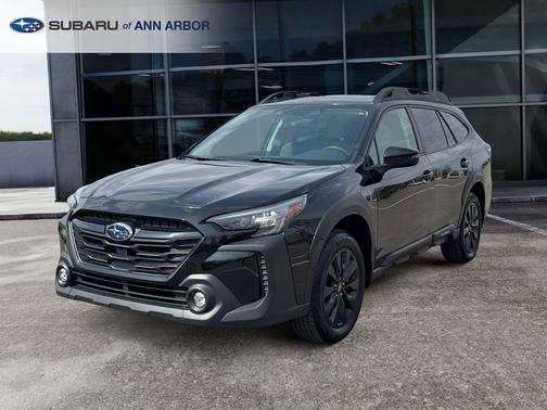 Crystal Black Silica 2024 Subaru Outback Onyx Edition